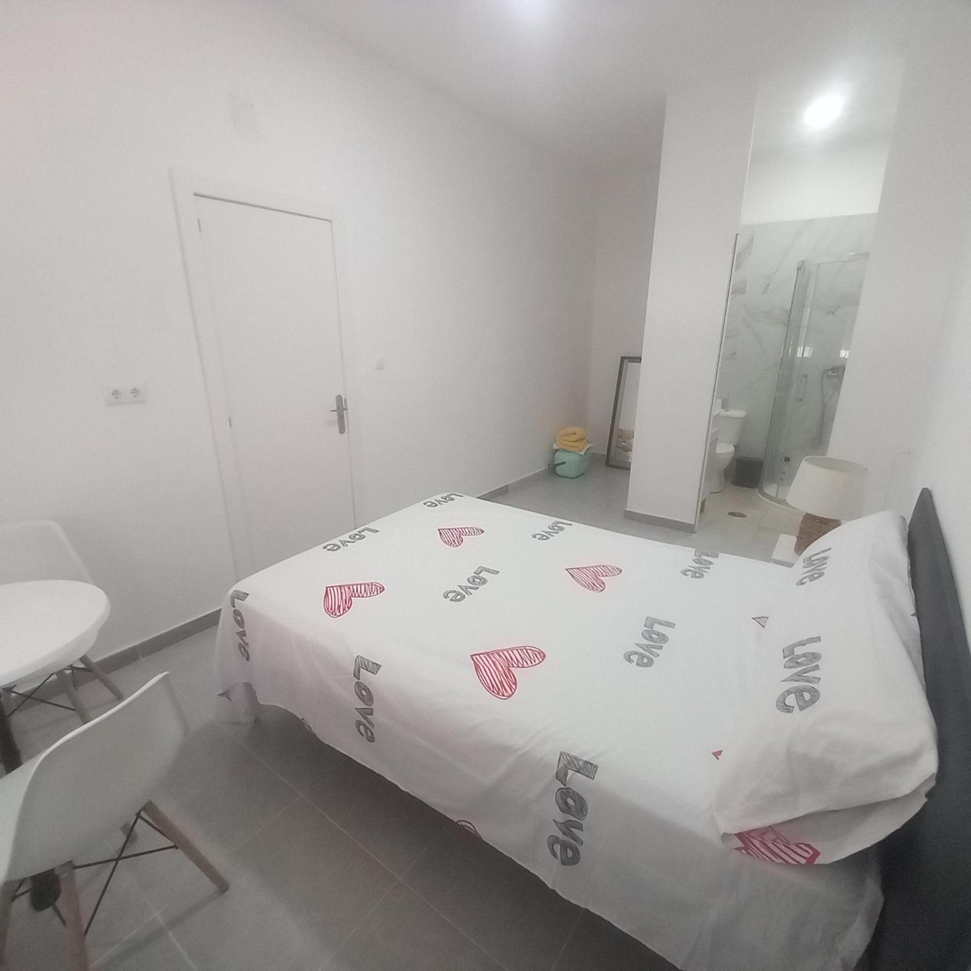 Emma Lovely Room With Private Bathroom Alicante Esterno foto